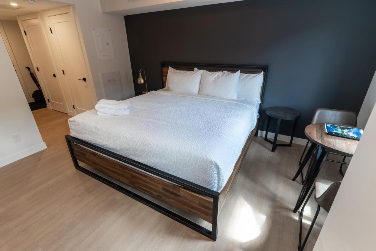 Basecamp Suites Canmore Esterno foto