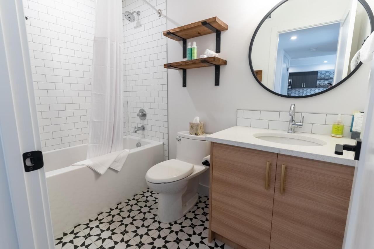 Basecamp Suites Canmore Esterno foto