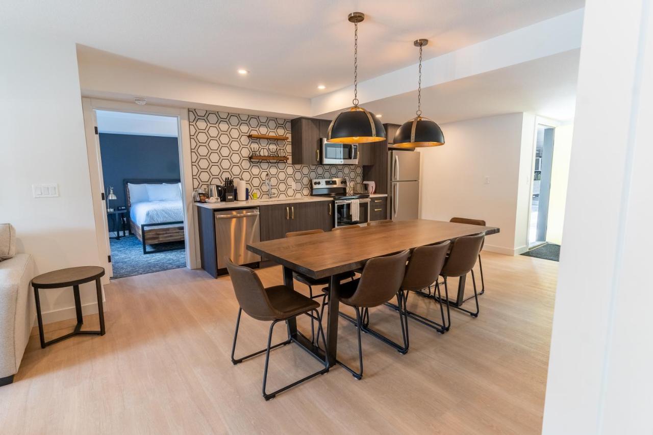 Basecamp Suites Canmore Esterno foto